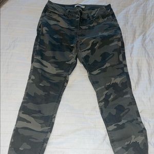 Women boyfriend jeans